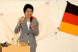 Ansprache der japanischen Gesandten, Frau Miyoshi